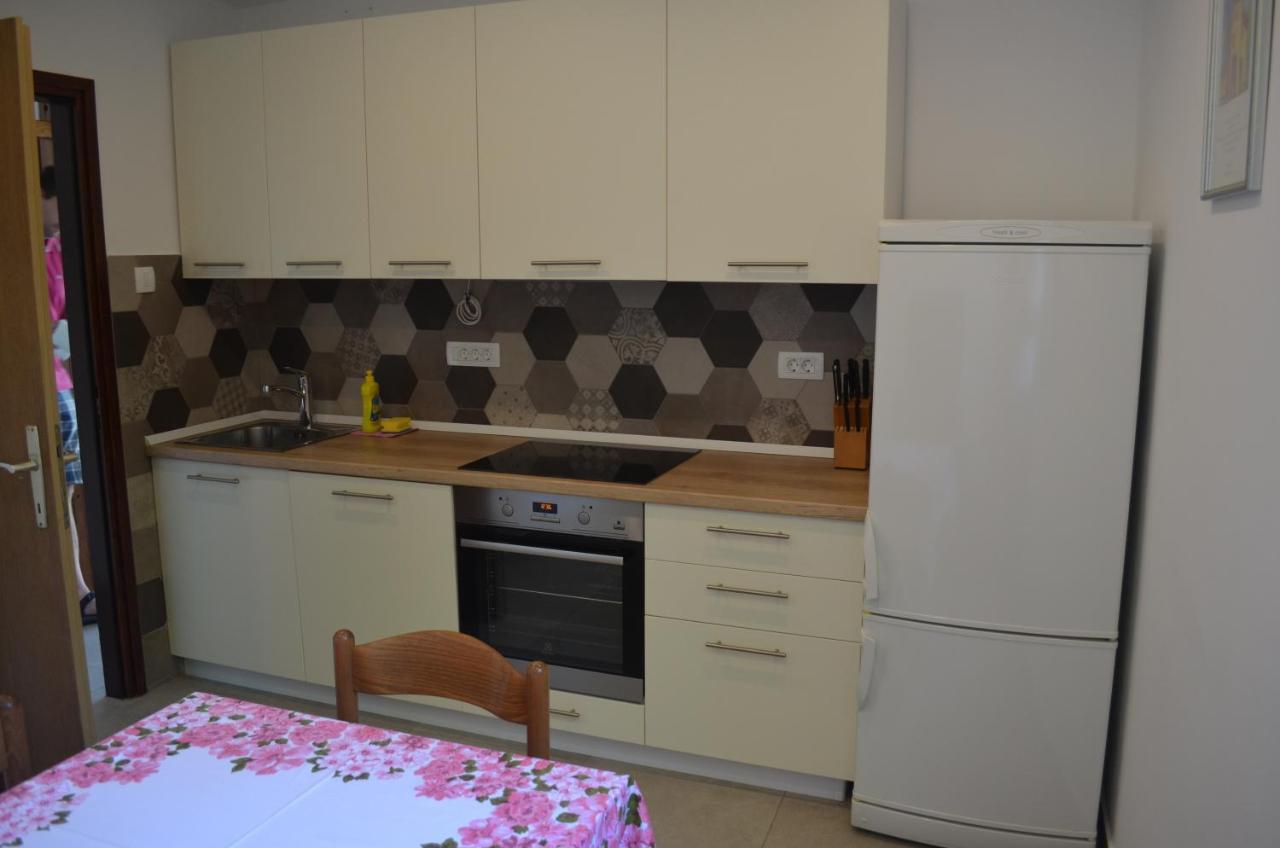 Apartments Mare Malinska Εξωτερικό φωτογραφία
