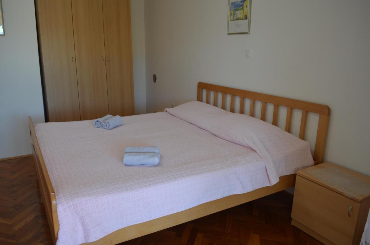 Apartments Mare Malinska Εξωτερικό φωτογραφία