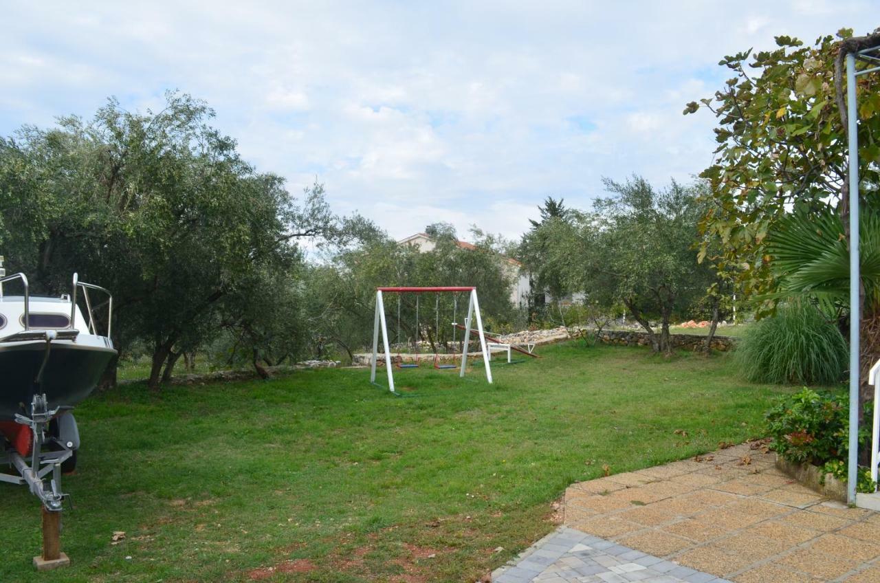 Apartments Mare Malinska Εξωτερικό φωτογραφία