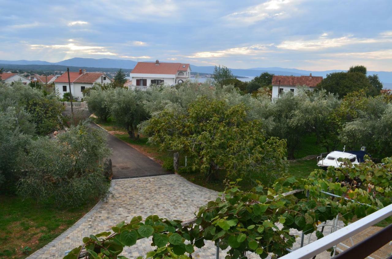Apartments Mare Malinska Εξωτερικό φωτογραφία