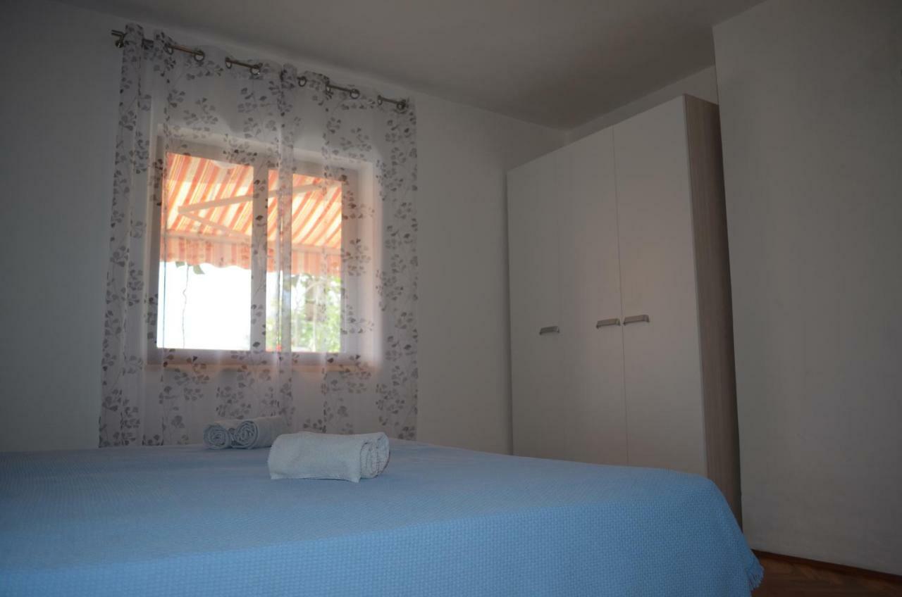 Apartments Mare Malinska Εξωτερικό φωτογραφία
