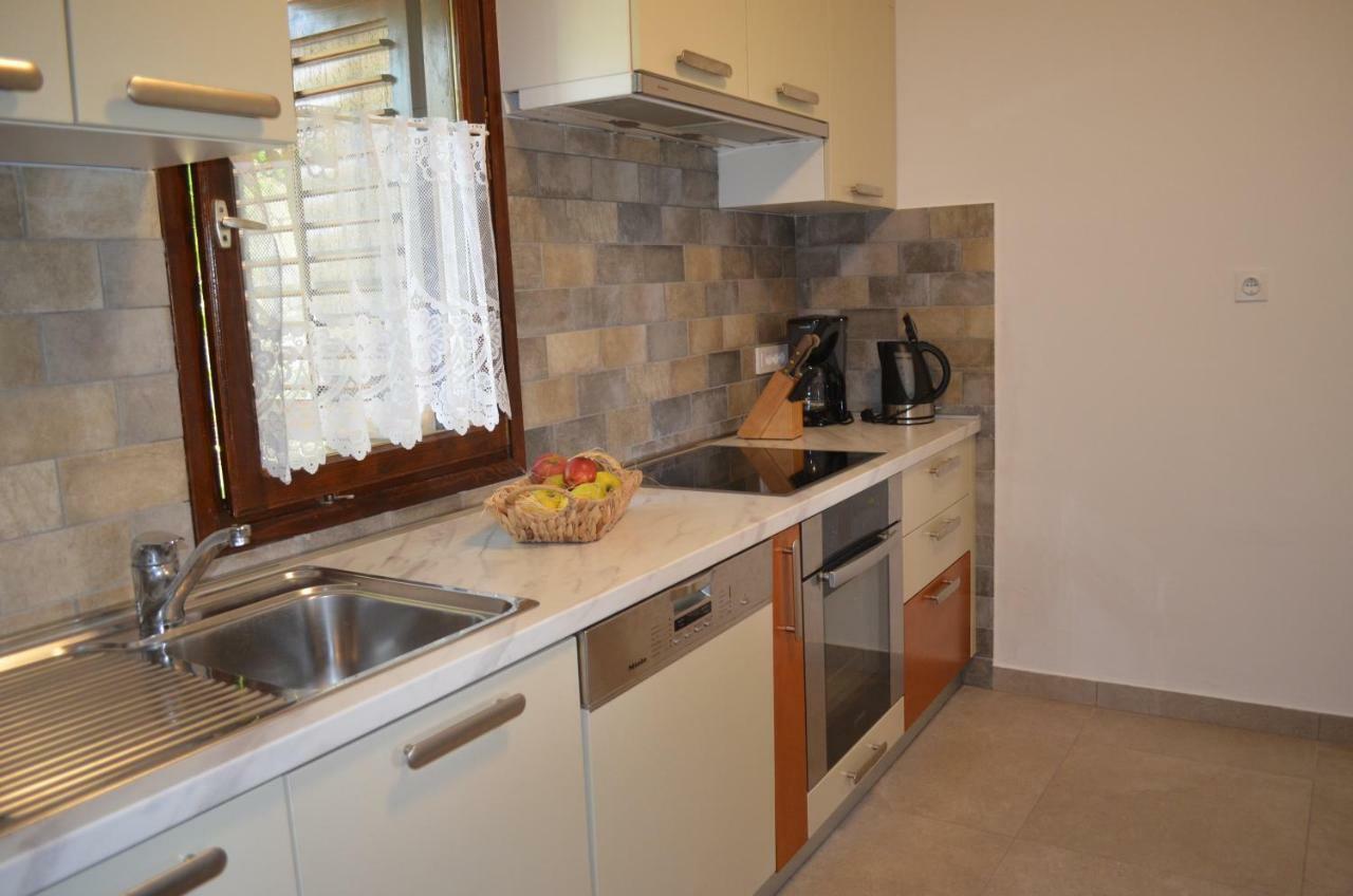 Apartments Mare Malinska Εξωτερικό φωτογραφία